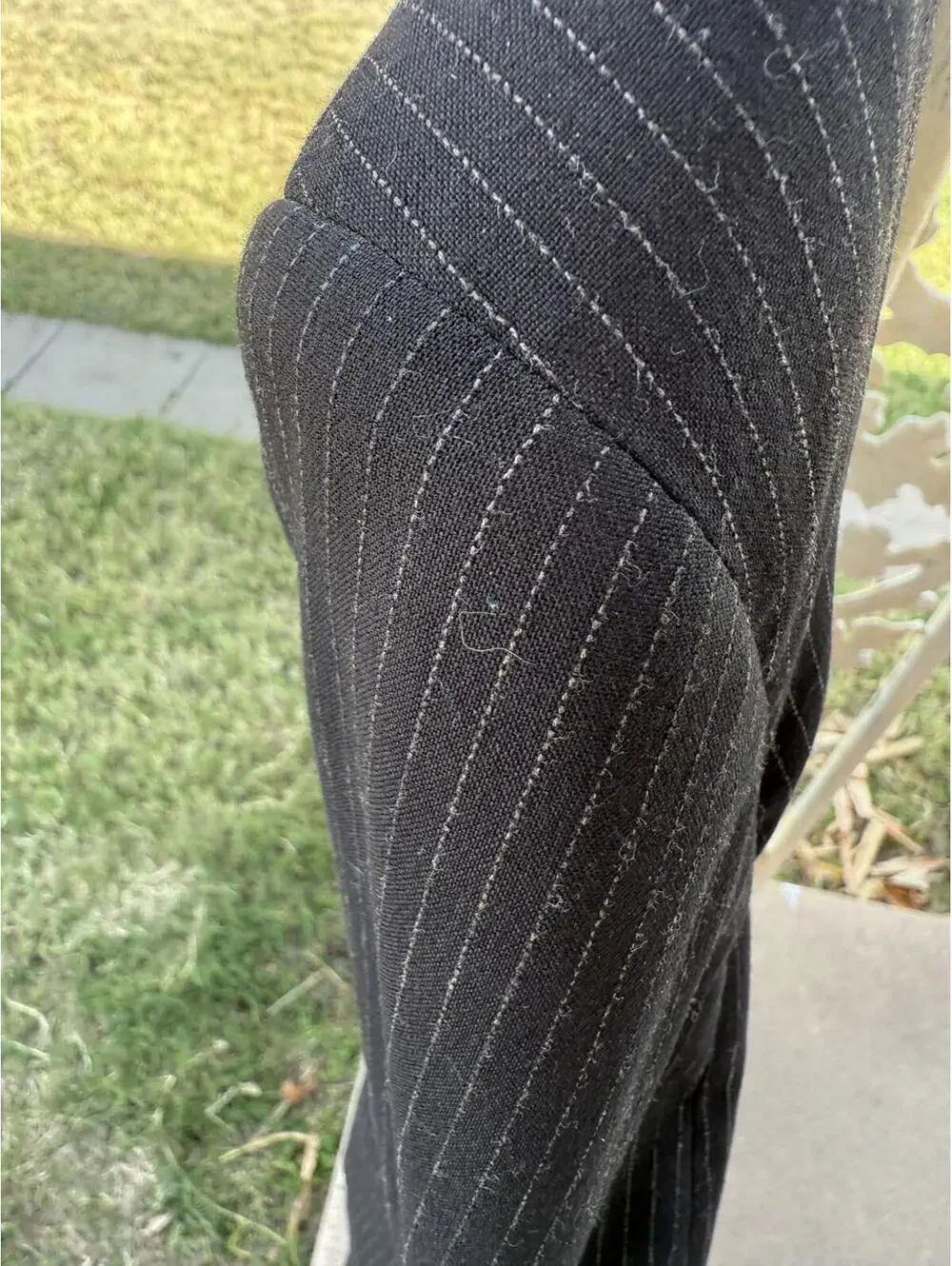Natural Exchange Executive Men's Black Pinstripe Blazer - Sz 50r